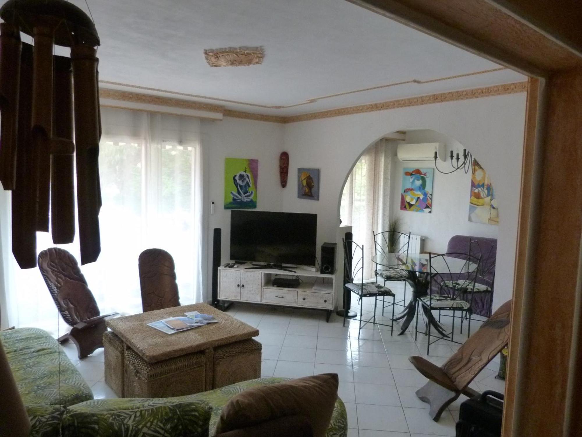Au Centre Du Pradet Et A 15 Mn A Pied Des Plages Apartment Le Pradet